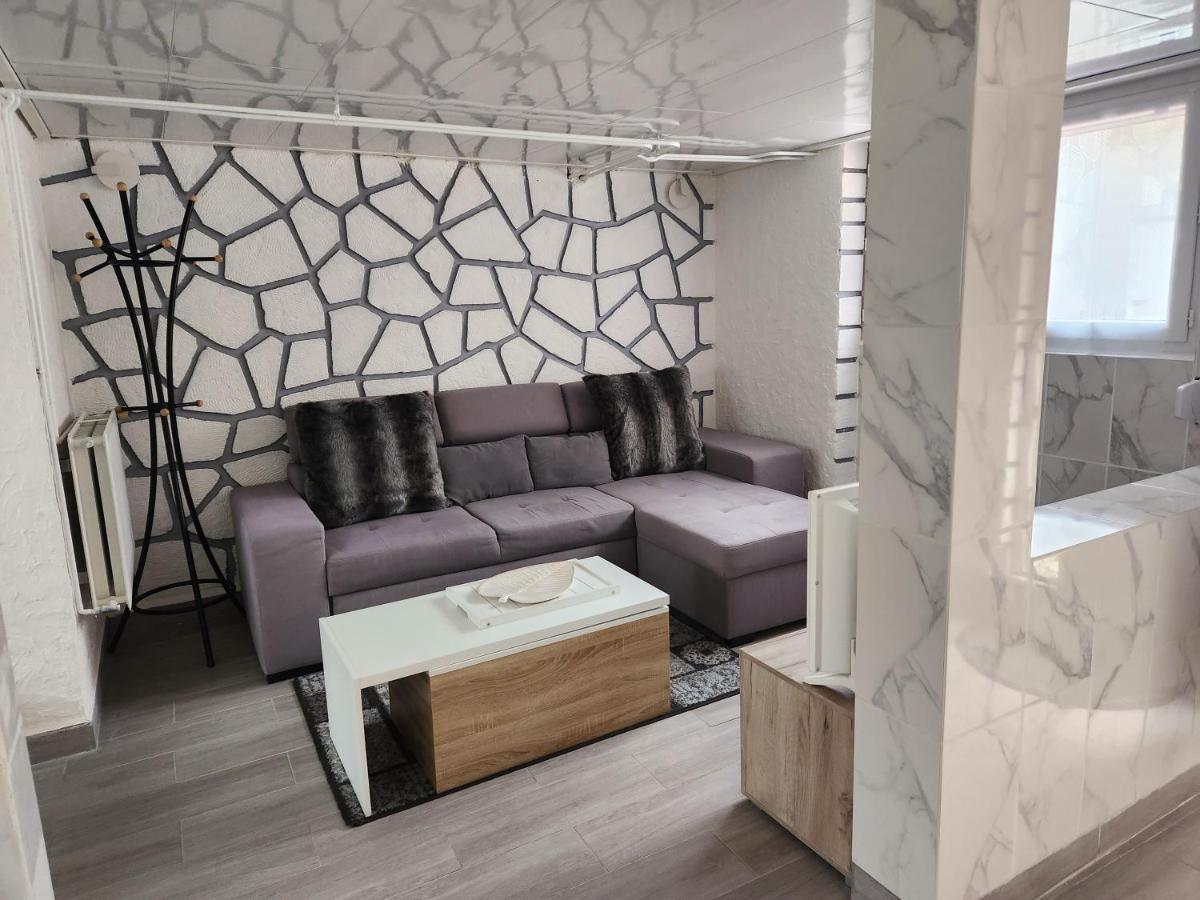 Studio, Pas De Collocation Possible Warmeriville Ngoại thất bức ảnh
