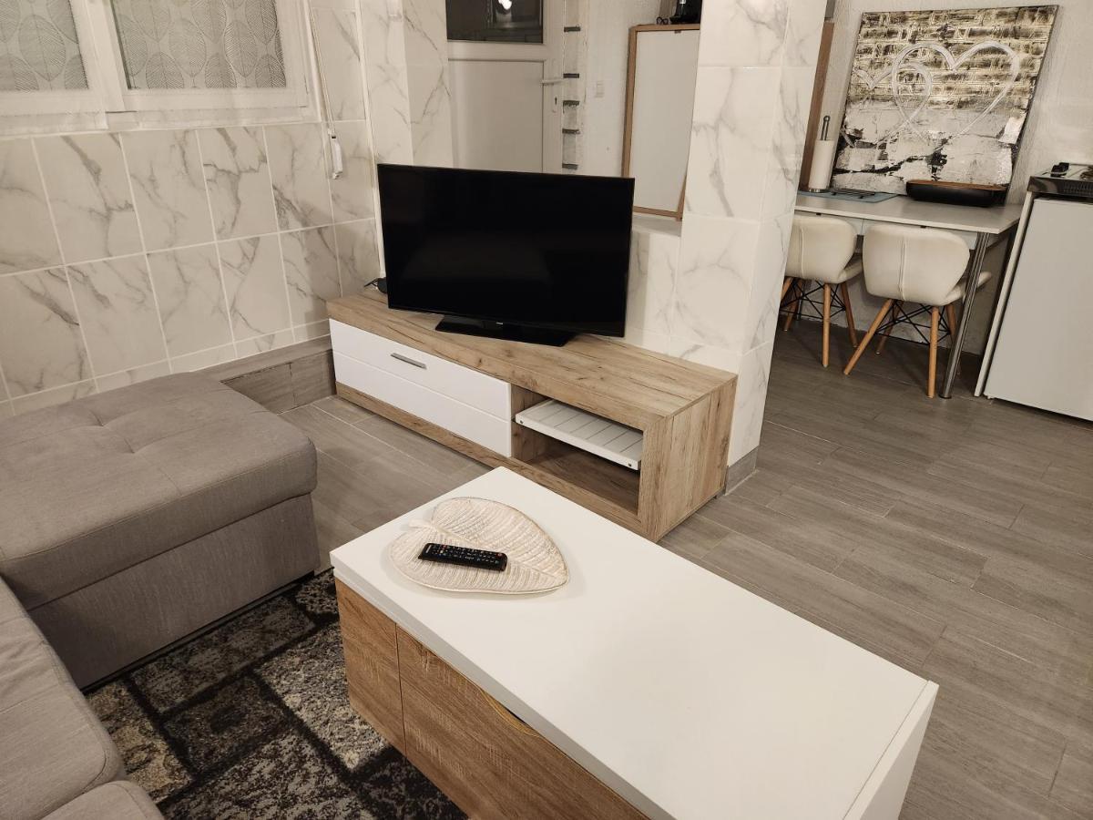 Studio, Pas De Collocation Possible Warmeriville Ngoại thất bức ảnh
