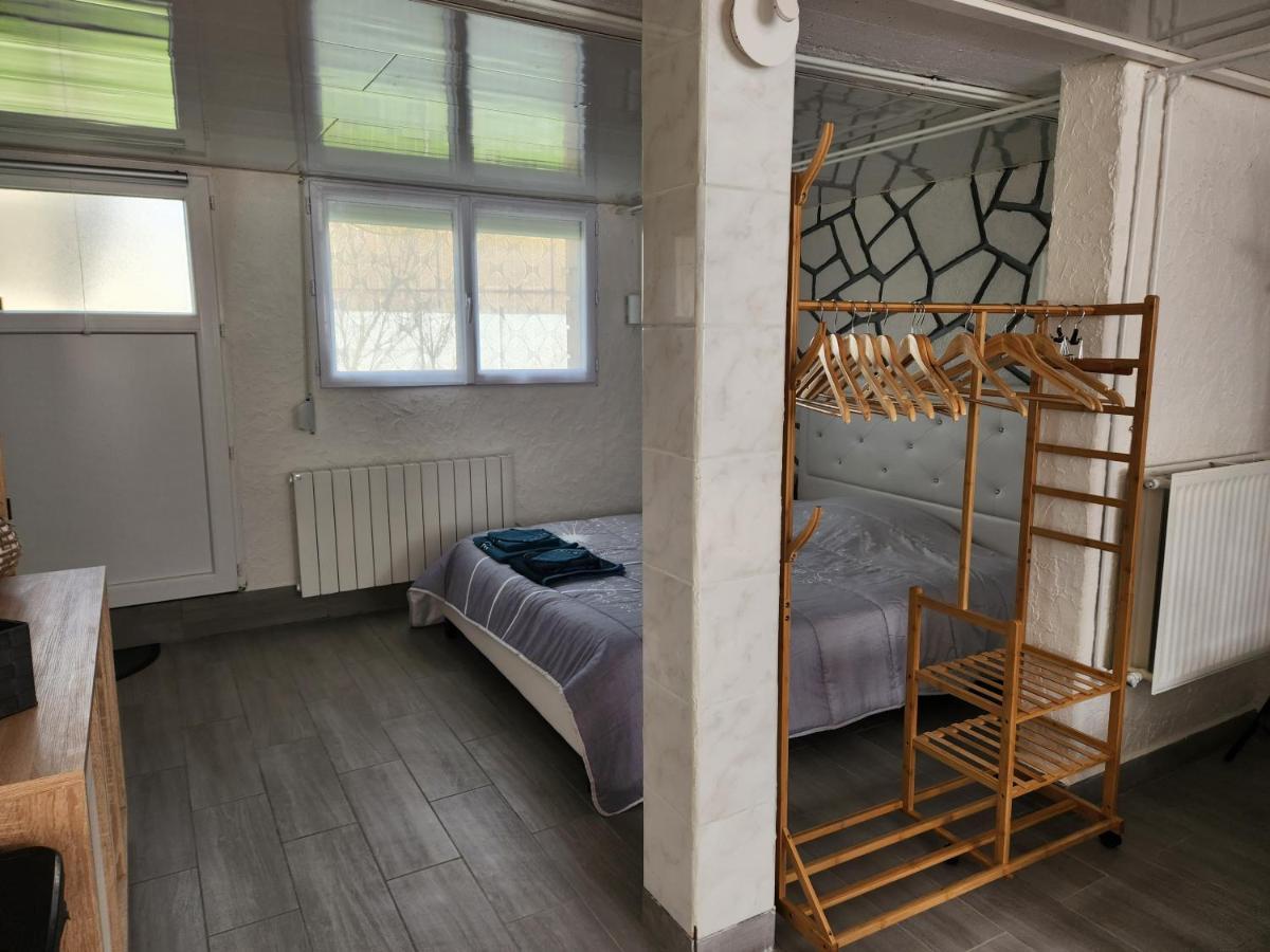 Studio, Pas De Collocation Possible Warmeriville Ngoại thất bức ảnh